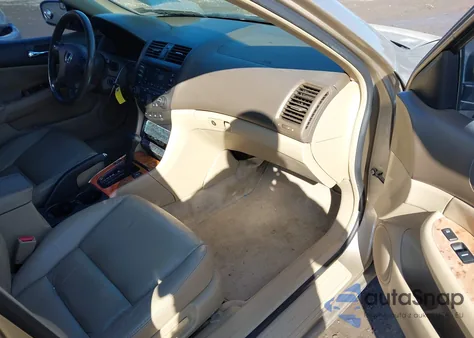 2004 Honda Accord 3.0 Ex z USA, uszkodzony, nr VIN 1HGCM66534A008571